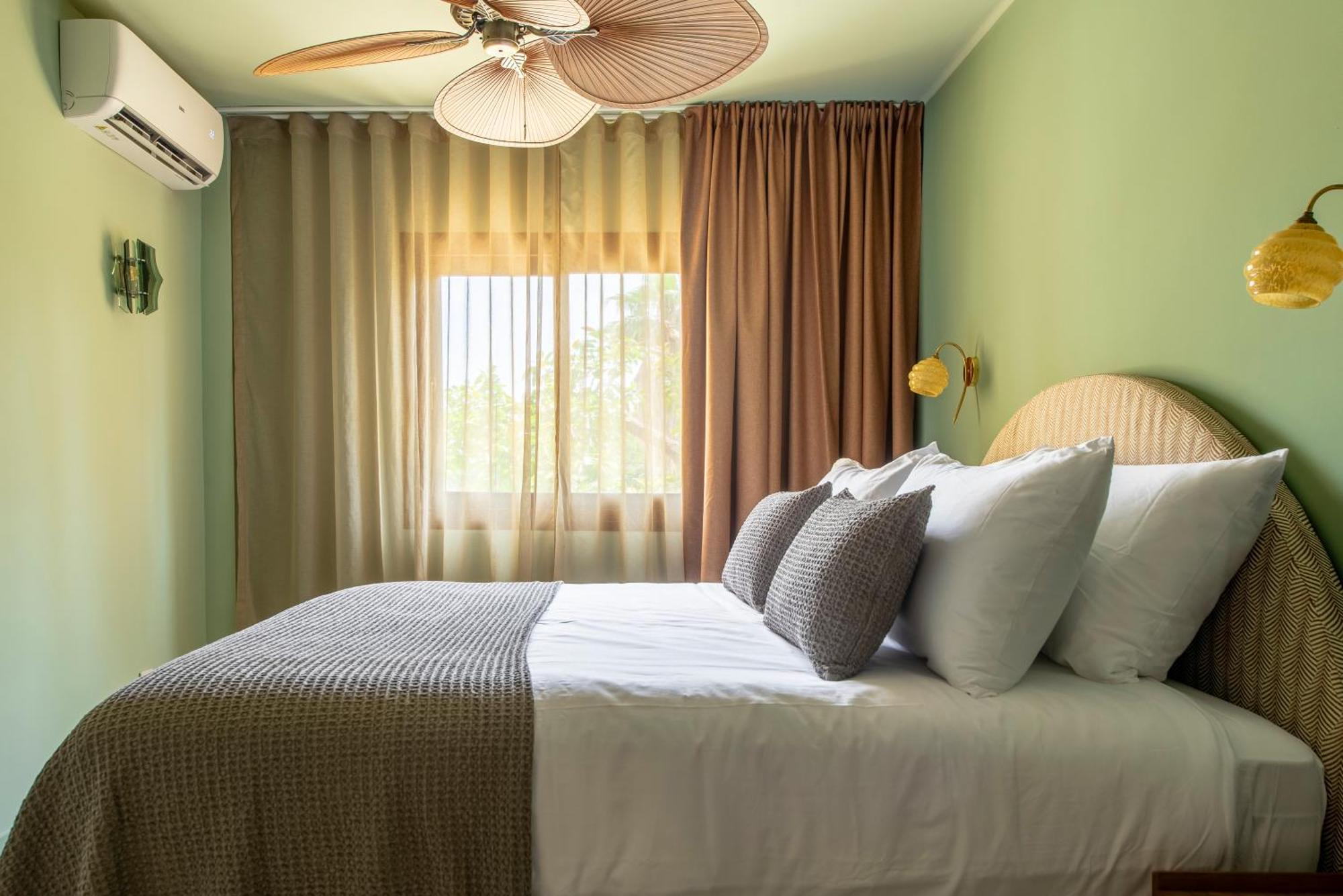 Malaquita Hotel Boutique Santa Eulària des Riu Kültér fotó